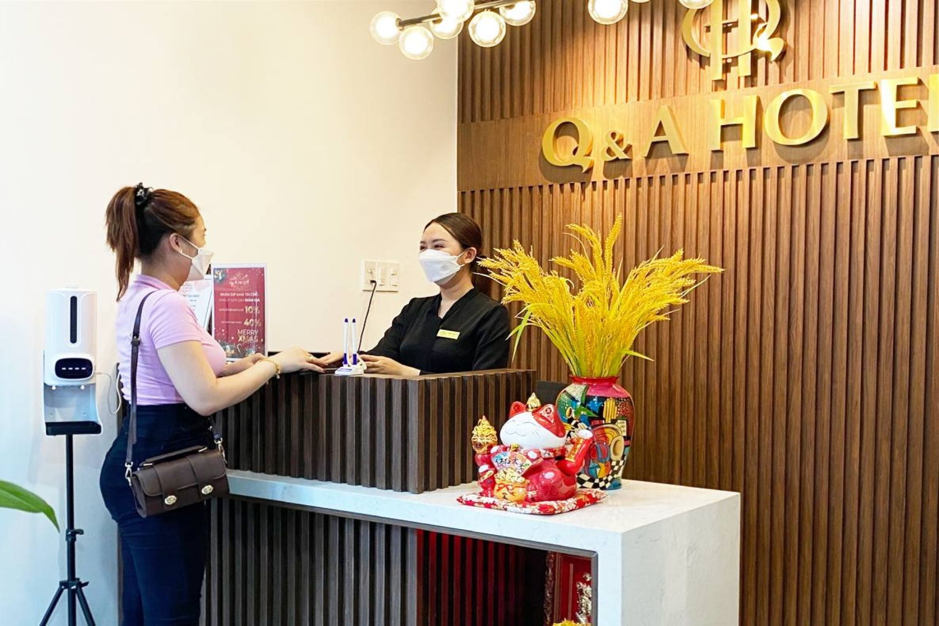 Q&A HOTEL XIN CHÀO